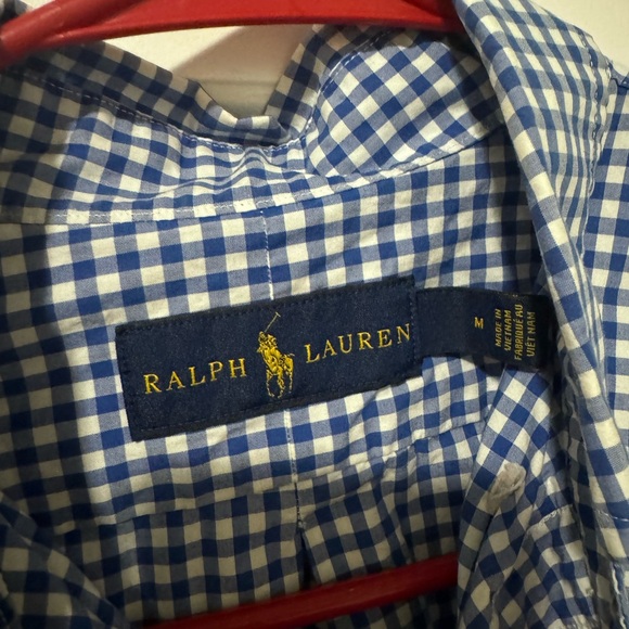 Ralph Lauren Men's Button Down, size Medium - Picture 2 of 4